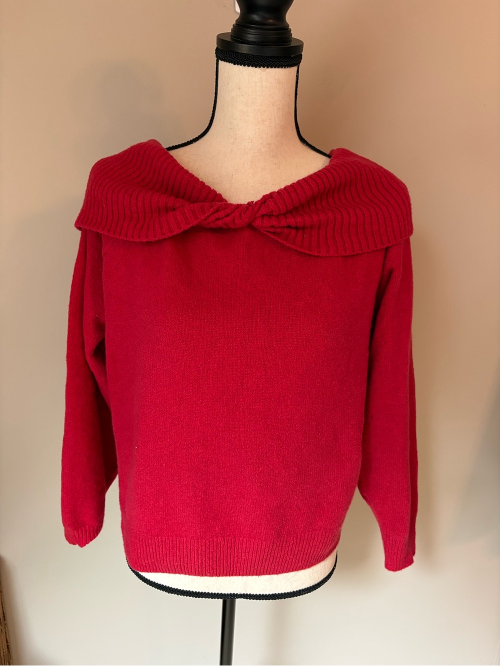 Hollister Red Off-the-Shoulder Twist-Knot Sweater | Women's Sz M - Picture 2 of 8